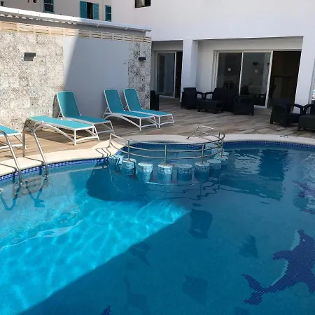 Rosalia Hotel *