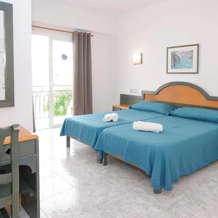 Rosalia * San Antonio (Ibiza)