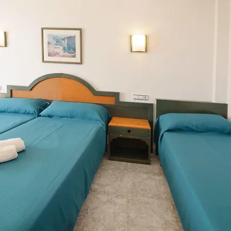 Rosalia Hotel *